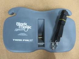 Black Magic<br />TWIN PIN PRO<br />プレート XL 単体(釣り下げベルト付)